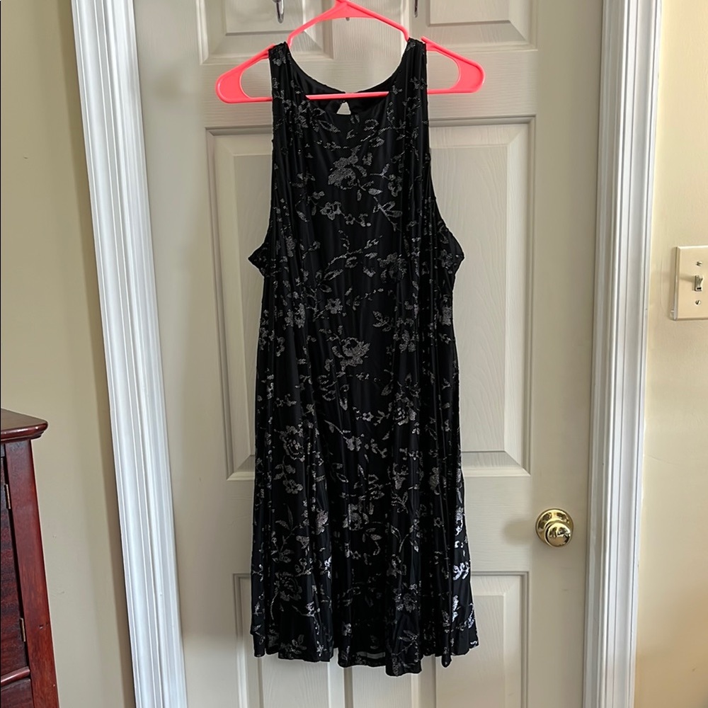 Black Floral Sleeveless Dress